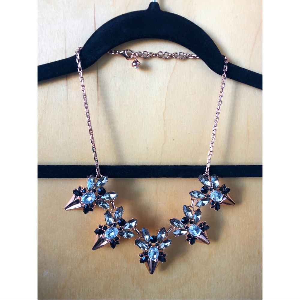 Ted Baker Rose Gold Necklace, EUC! ✨